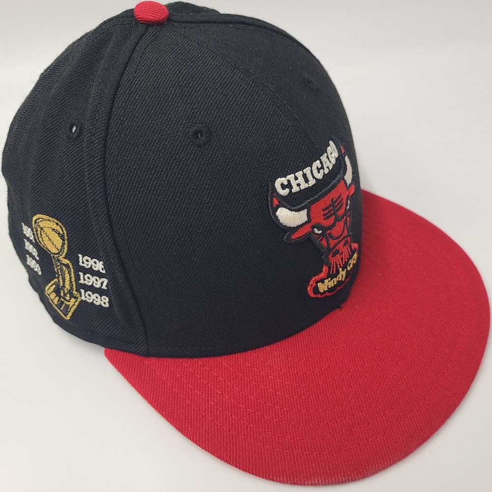 Chicago Bulls Hat Fitted 7 1/2 New Era 59Fifty Black Red NBA 6x Champions Wool